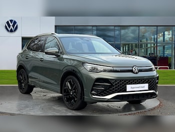 2025 - Tiguan R-Line 1.5 eTSI 150PS 7-Speed DSG 5 Door