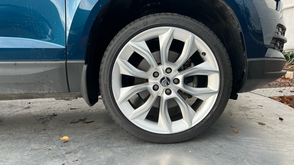 Used Skoda Karoq 2021 for sale - 76870335: Photo 17