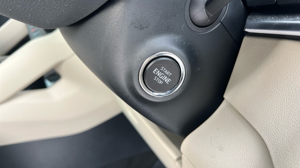 Used Skoda Karoq 2021 for sale - 76870335: Photo 47