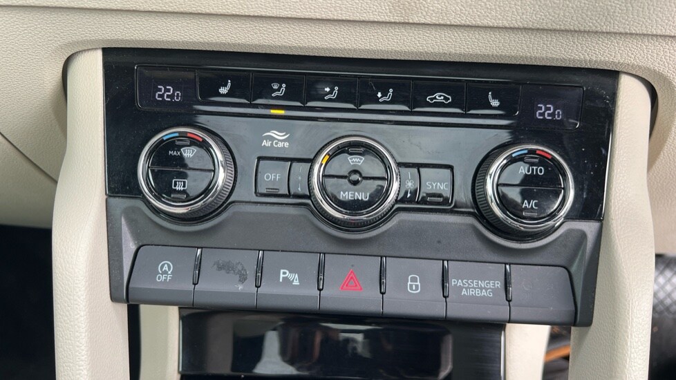 Used Skoda Karoq 2021 for sale - 76870335: Photo 49