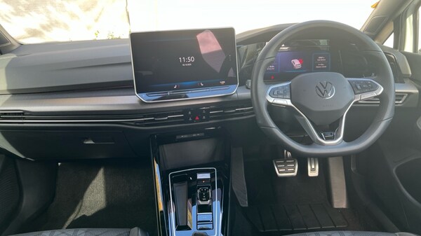 Used Volkswagen Golf 2025 for sale - 76154880: Photo 11
