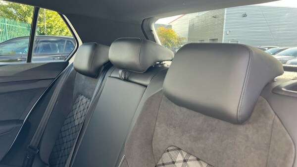 Used Volkswagen Golf 2025 for sale - 76154880: Photo 14