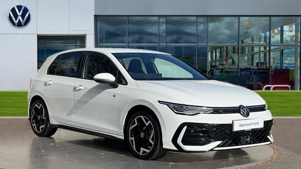 Used Volkswagen Golf 2025 for sale - 76154880: Photo 1