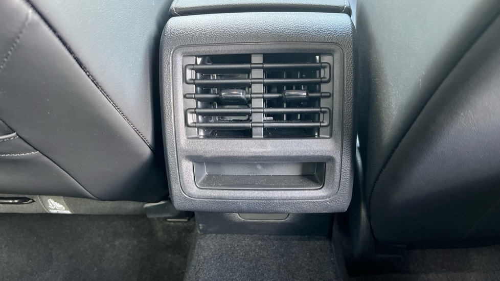 Used Volkswagen Golf 2025 for sale - 76154880: Photo 34