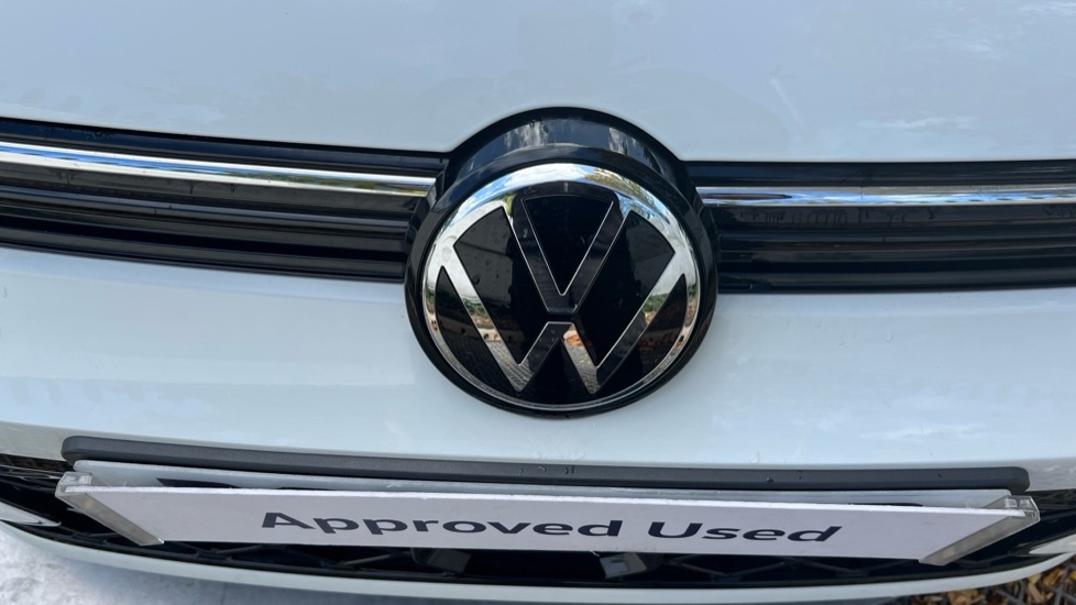 Used Volkswagen Golf 2025 for sale - 76154880: Photo 49