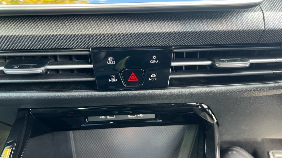 Used Volkswagen Golf 2025 for sale - 76154880: Photo 53