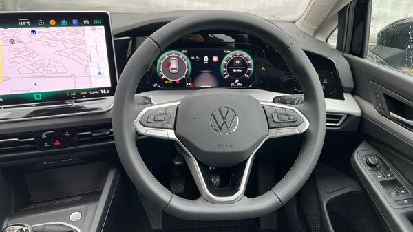Used Volkswagen Golf 2025 for sale - 76033562: Photo 27