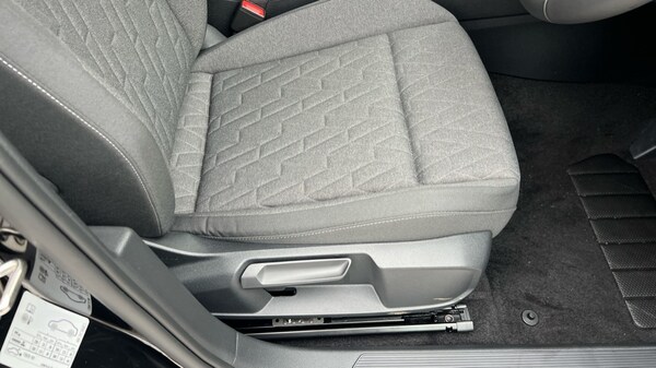 Used Volkswagen Golf 2025 for sale - 76033562: Photo 38