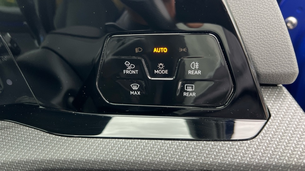 Used Volkswagen Golf 2023 for sale - 76593729: Photo 51