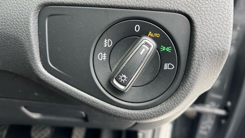 Used Volkswagen Golf 2020 for sale - 76937540: Photo 50