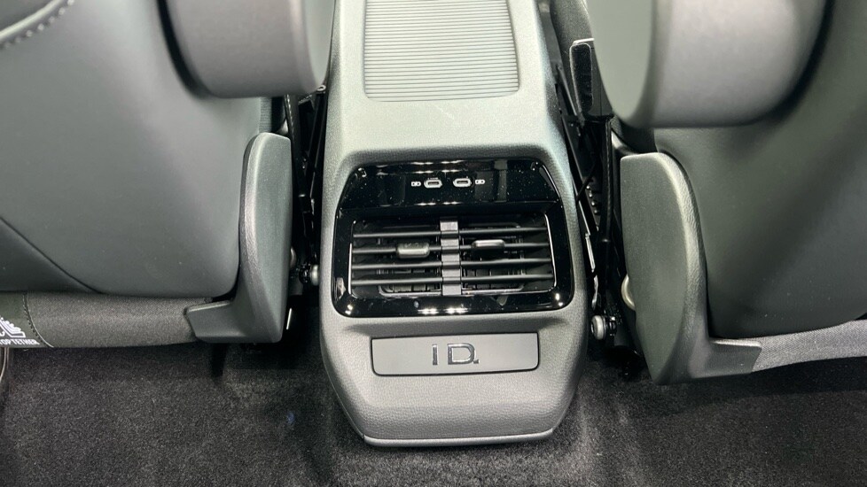 Used Volkswagen ID.4 2025 for sale - 76872875: Photo 34