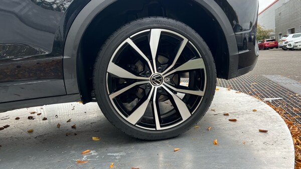 Used Volkswagen T-Roc 2023 for sale - 76112314: Photo 19
