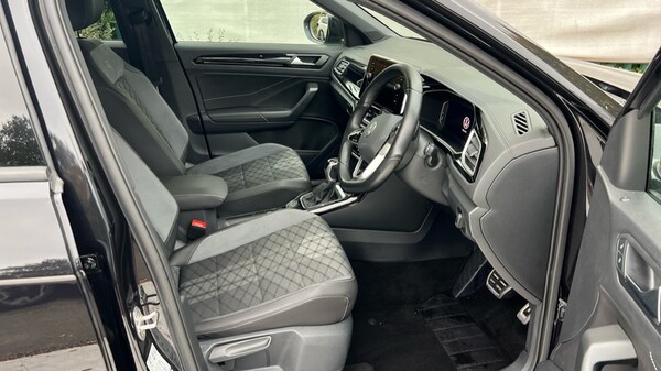 Used Volkswagen T-Roc 2023 for sale - 76112314: Photo 26