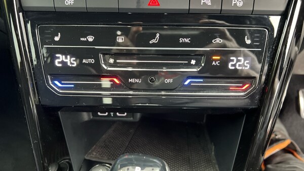 Used Volkswagen T-Roc 2023 for sale - 76112314: Photo 51