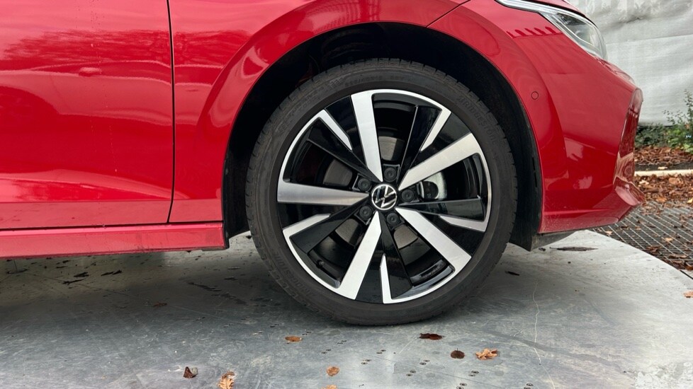 Used Volkswagen Golf 2025 for sale - 76872890: Photo 17