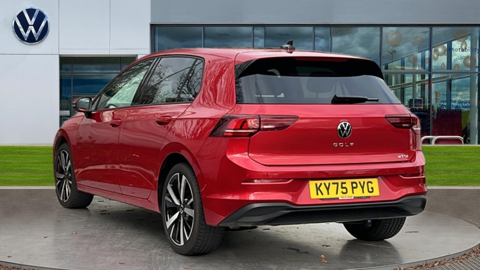 Used Volkswagen Golf 2025 for sale - 76872890: Photo 3
