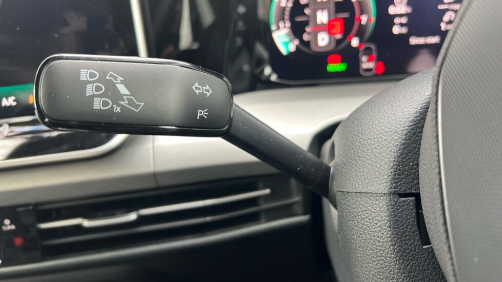 Used Volkswagen Golf 2025 for sale - 76872890: Photo 33