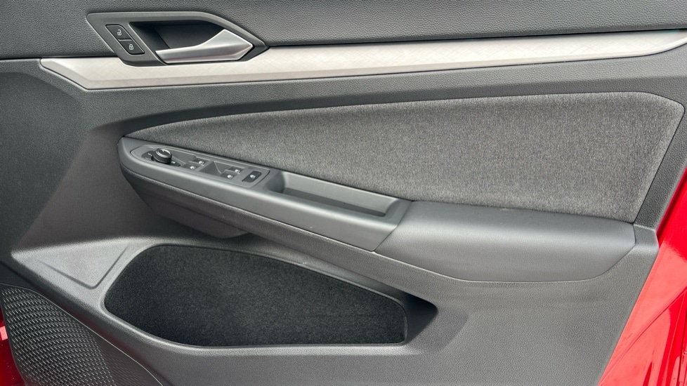 Used Volkswagen Golf 2025 for sale - 76872890: Photo 37