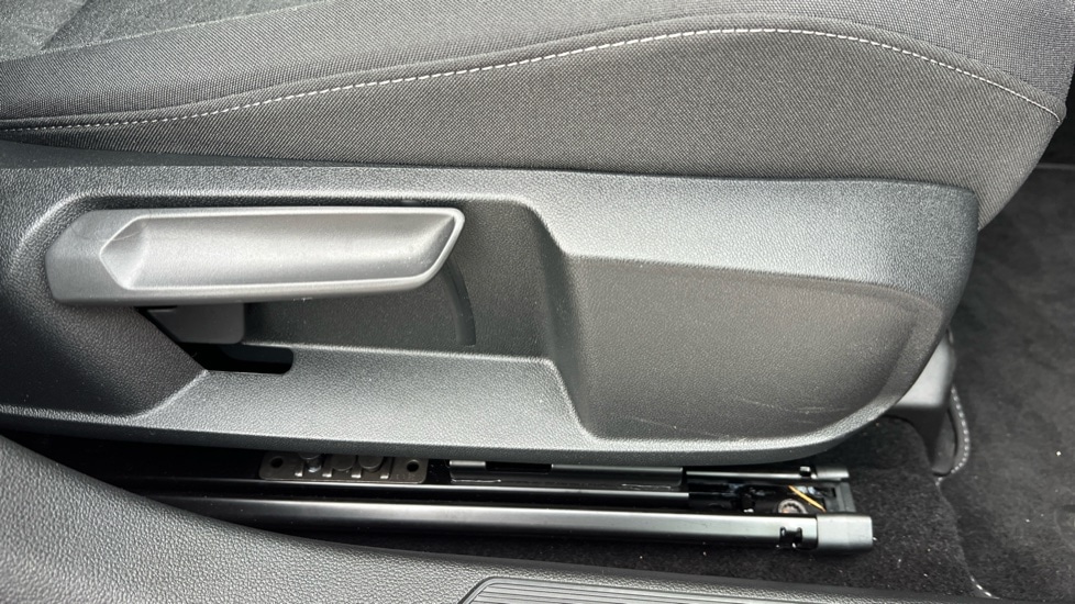 Used Volkswagen Golf 2025 for sale - 76872890: Photo 39