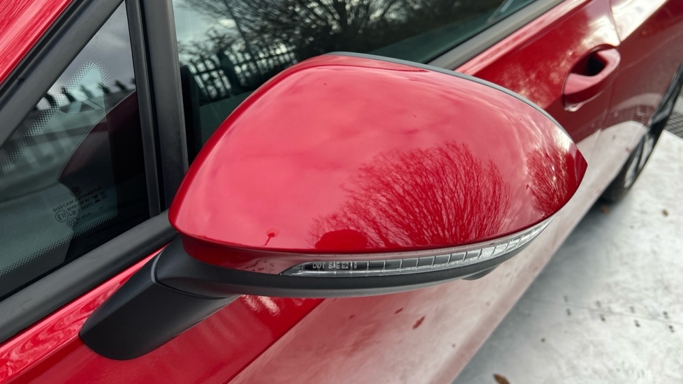 Used Volkswagen Golf 2025 for sale - 76872890: Photo 44