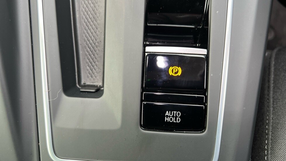 Used Volkswagen Golf 2025 for sale - 76872890: Photo 50