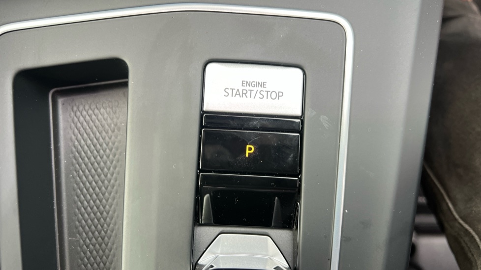 Used Volkswagen Golf 2025 for sale - 76872890: Photo 51