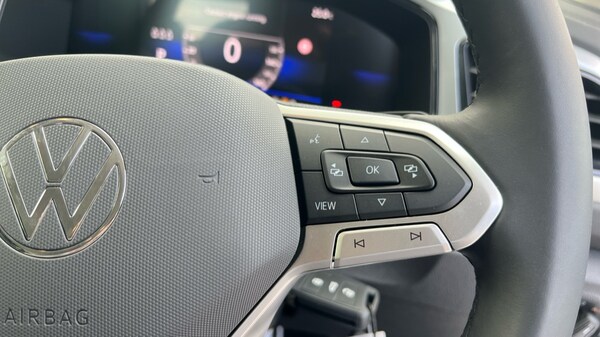 Used Volkswagen T-Roc 2025 for sale - 75660211: Photo 31
