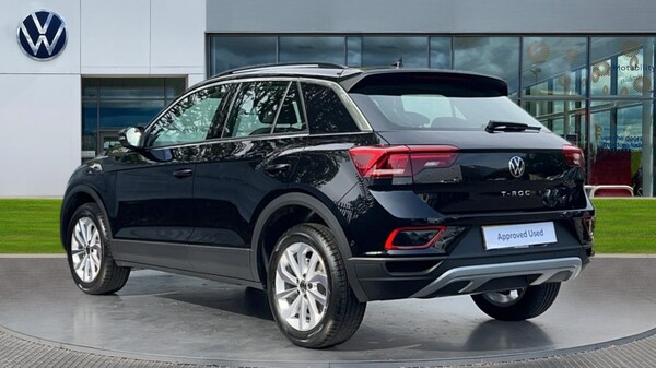 Used Volkswagen T-Roc 2025 for sale - 75660211: Photo 3