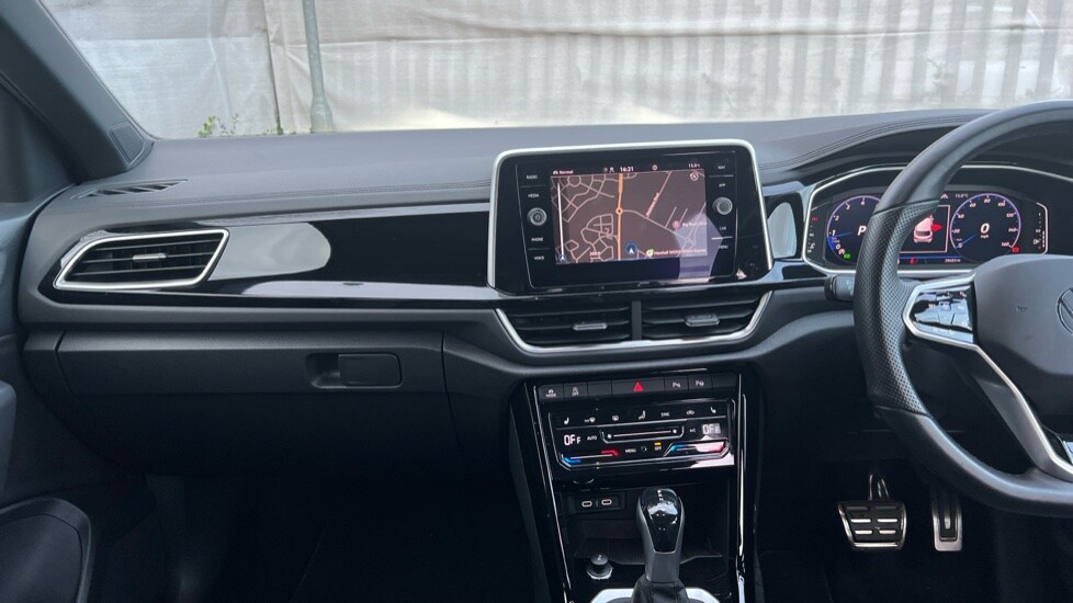 Used Volkswagen T-Roc 2023 for sale - 76501589: Photo 12