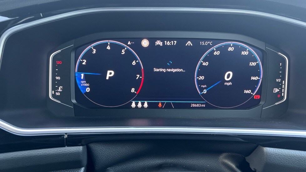 Used Volkswagen T-Roc 2023 for sale - 76501589: Photo 13