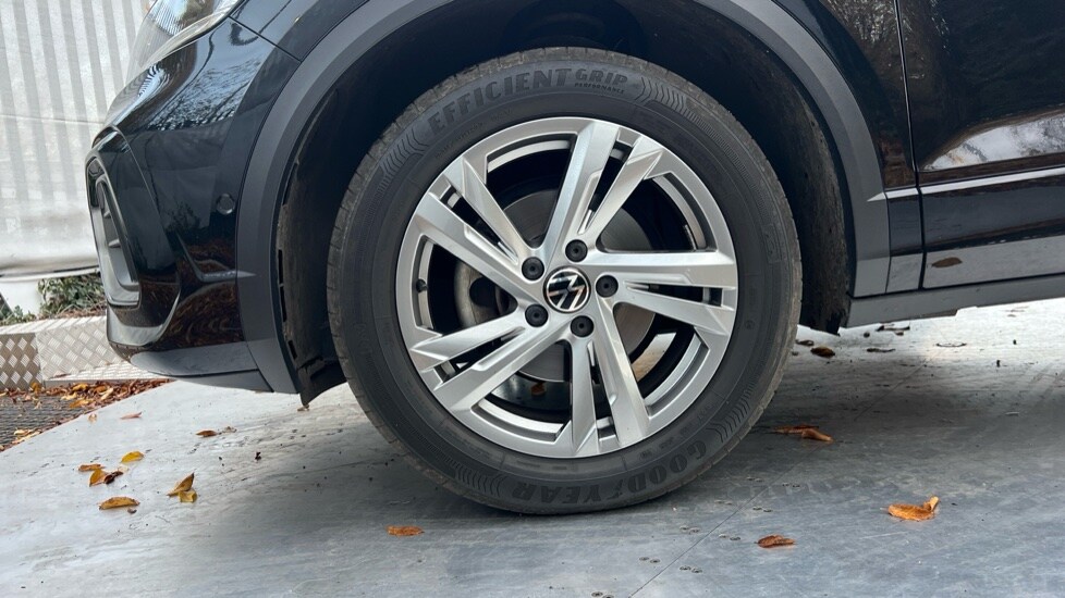 Used Volkswagen T-Roc 2023 for sale - 76501589: Photo 17