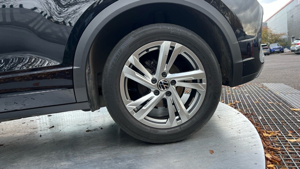 Used Volkswagen T-Roc 2023 for sale - 76501589: Photo 19