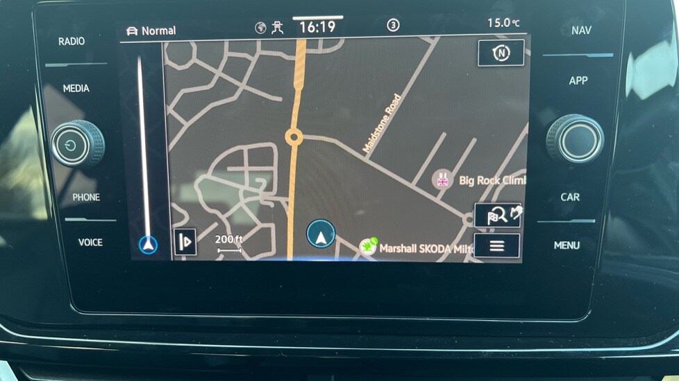 Used Volkswagen T-Roc 2023 for sale - 76501589: Photo 21