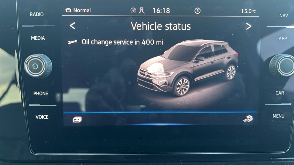 Used Volkswagen T-Roc 2023 for sale - 76501589: Photo 23