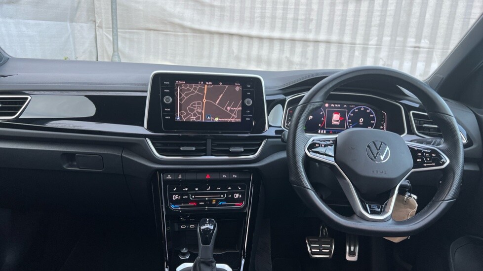 Used Volkswagen T-Roc 2023 for sale - 76501589: Photo 27