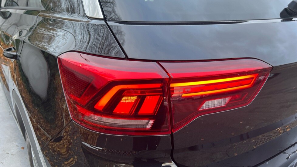 Used Volkswagen T-Roc 2023 for sale - 76501589: Photo 41