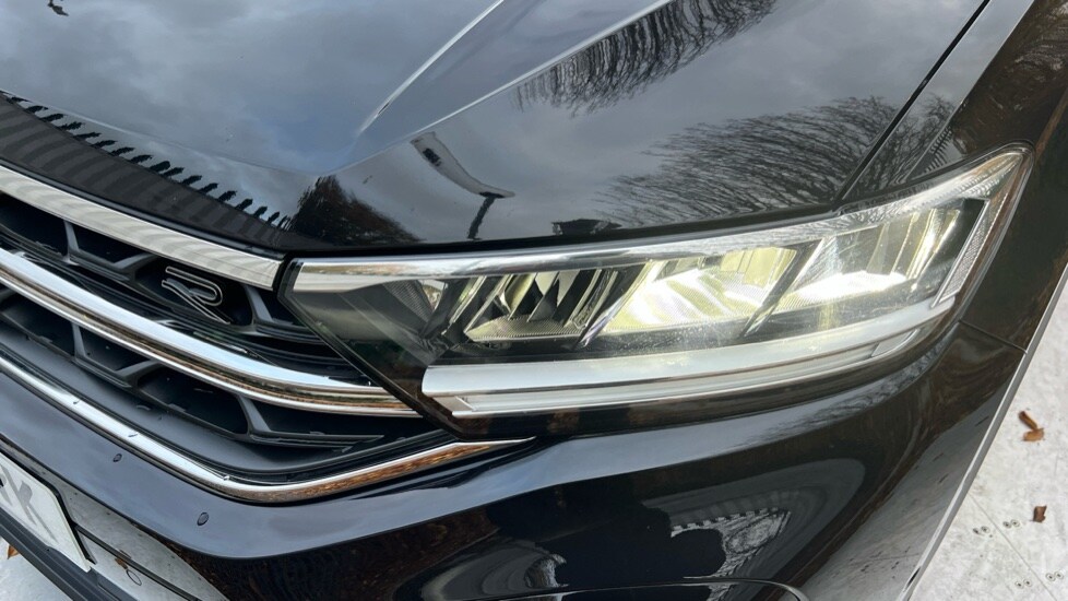 Used Volkswagen T-Roc 2023 for sale - 76501589: Photo 45