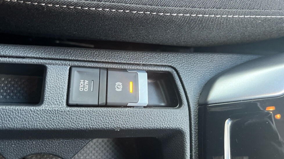 Used Volkswagen T-Roc 2025 for sale - 76176378: Photo 51