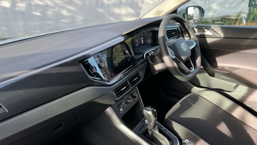 Used Volkswagen Taigo 2025 for sale - 76870332: Photo 2