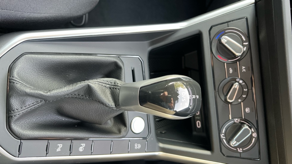 Used Volkswagen Taigo 2025 for sale - 76870332: Photo 35