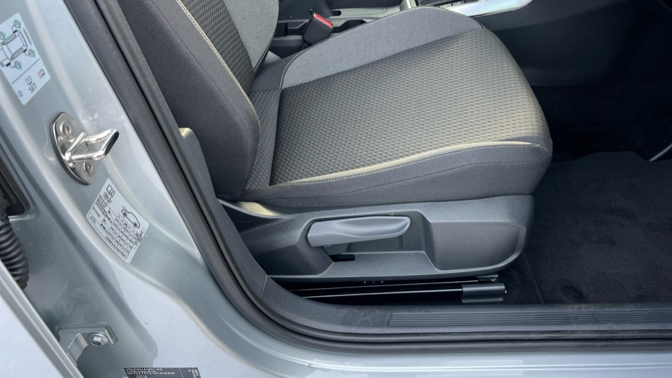 Used Volkswagen Taigo 2025 for sale - 76870332: Photo 39