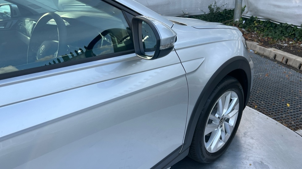 Used Volkswagen Taigo 2025 for sale - 76870332: Photo 42