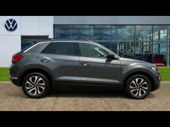 Used Volkswagen T-Roc 2021 for sale - 74984385: Photo