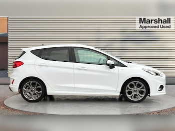 Used Ford Fiesta 2018 for sale - 76410625: Photo