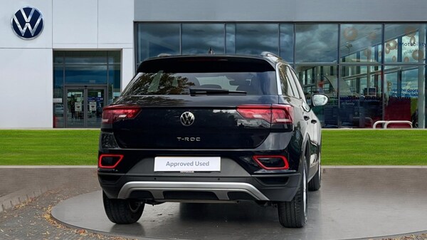 Used Volkswagen T-Roc 2024 for sale - 76154883: Photo 10