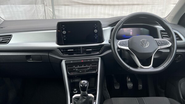 Used Volkswagen T-Roc 2024 for sale - 76154883: Photo 11