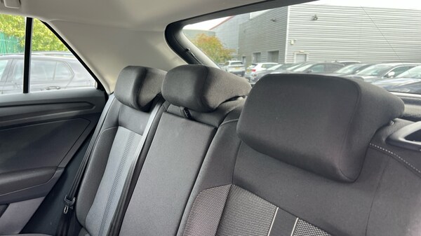 Used Volkswagen T-Roc 2024 for sale - 76154883: Photo 14