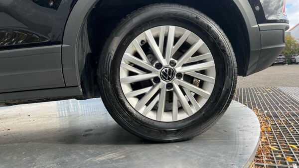 Used Volkswagen T-Roc 2024 for sale - 76154883: Photo 19