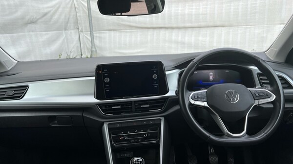 Used Volkswagen T-Roc 2024 for sale - 76154883: Photo 27
