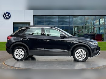 Used Volkswagen T-Roc 2024 for sale - 76154883: Photo 4